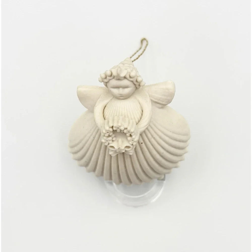 Margaret Furlong handcrafted miniature